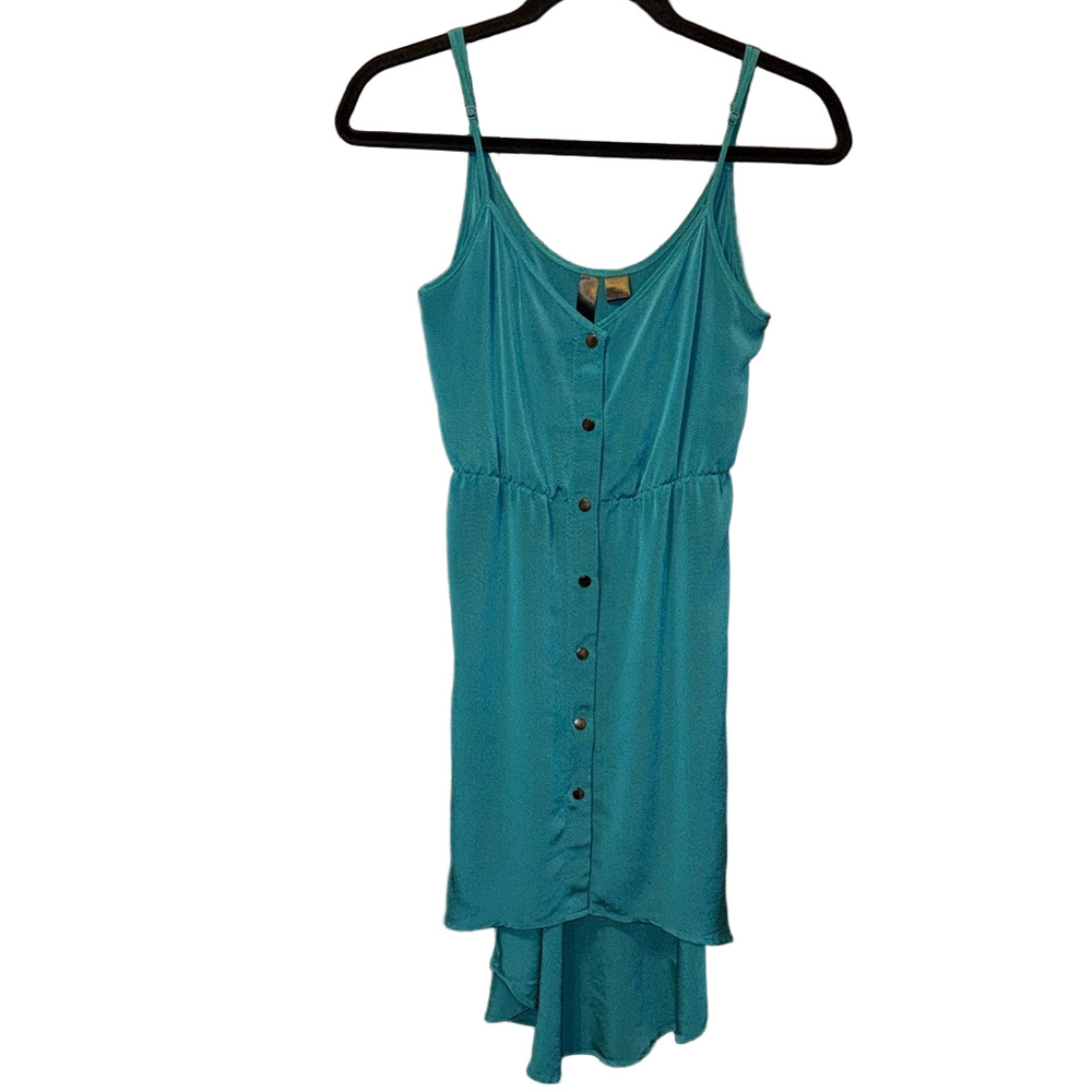 Sleeveless Button-Down High-Low Dress
